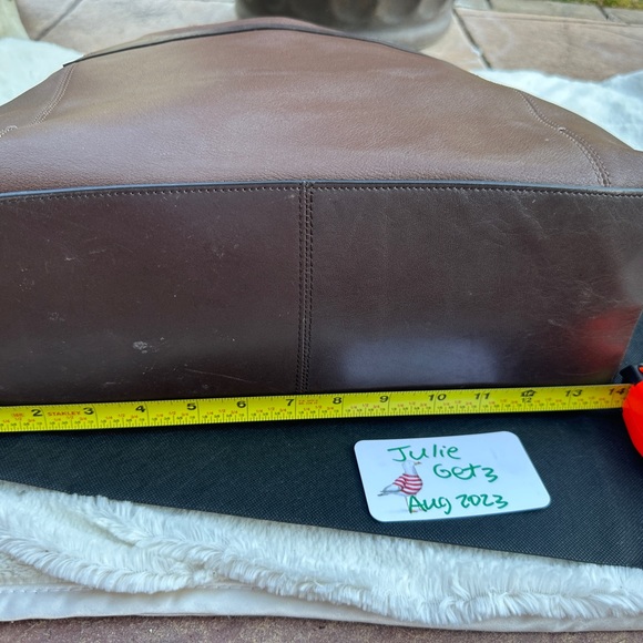 Tumi shoulder bag - Picture 16 of 16